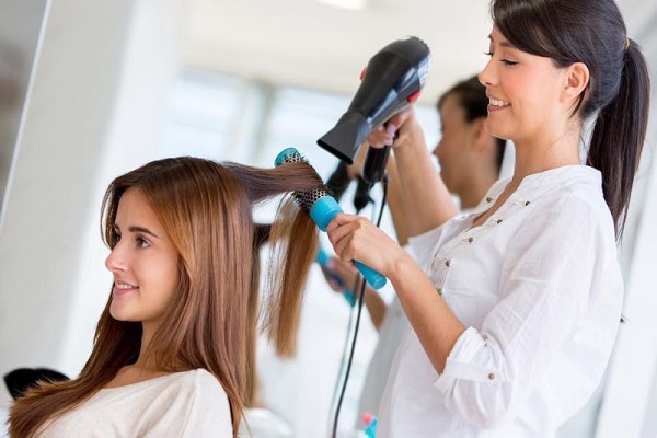 nu-gioi-nen-hoc-nghe-gi1