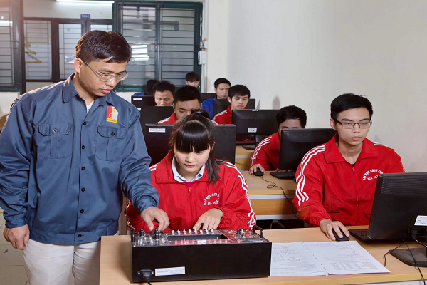 truong-cao-dang-nghe-bach-khoa-ha-noi